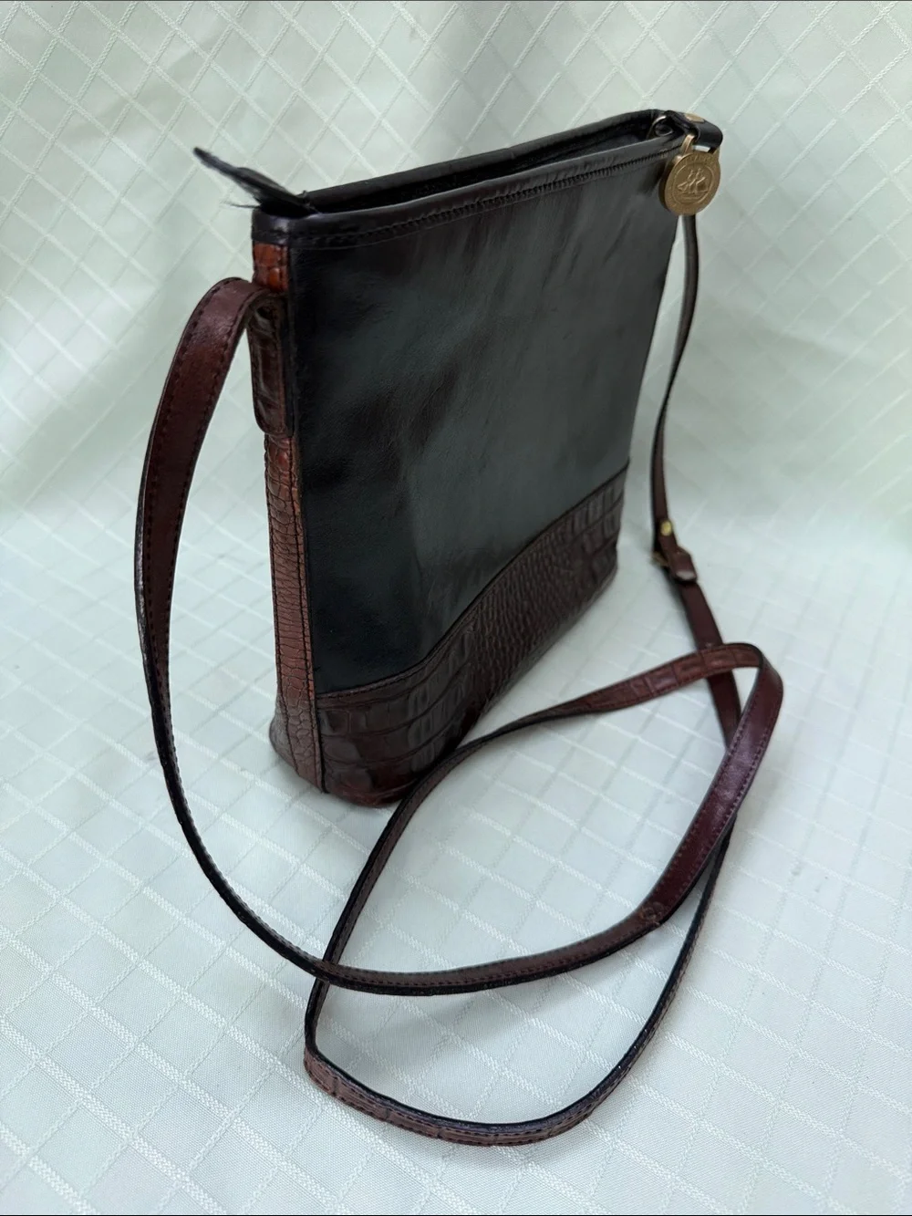 Vintage Black/Dark Brown Brahmin Leather Crossbody Bag